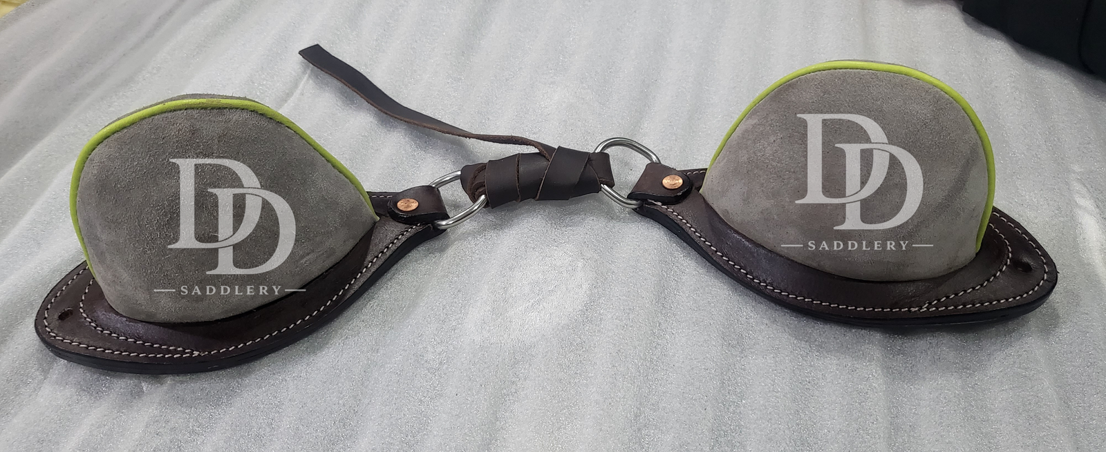 ACCESSORIES 11