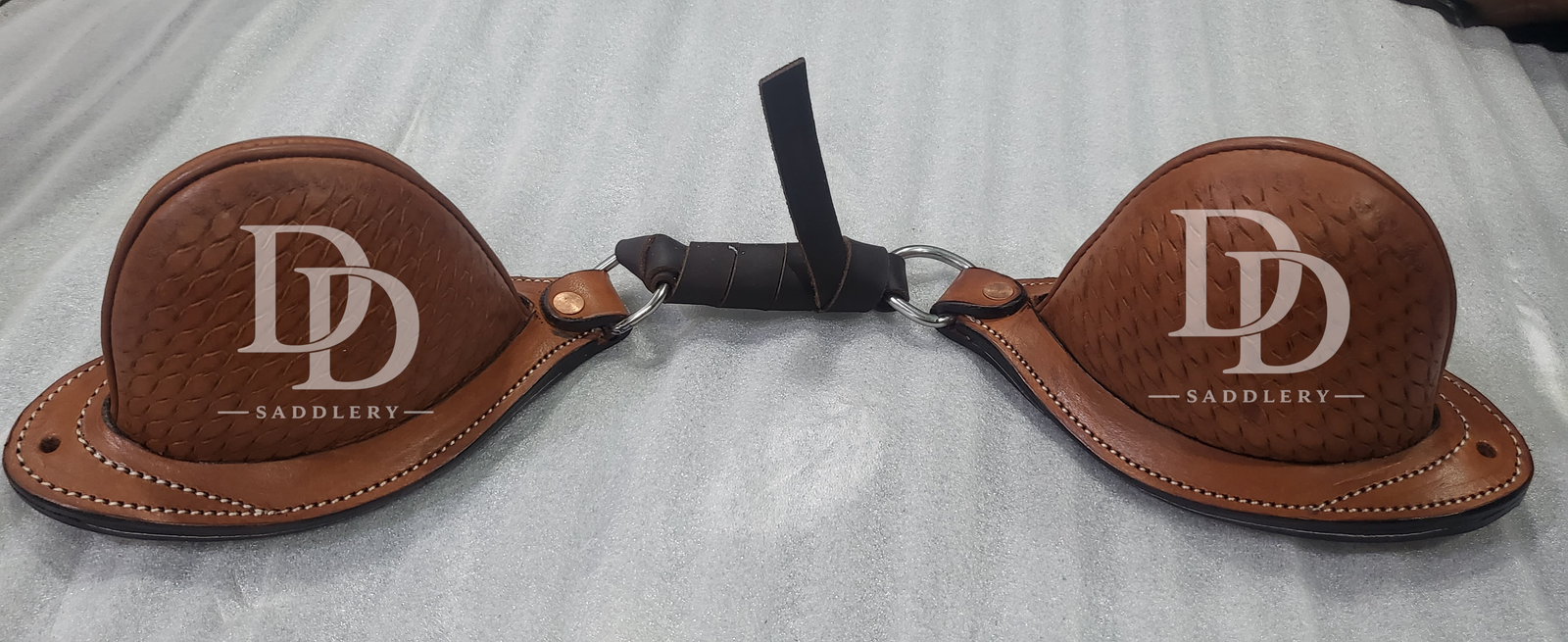 ACCESSORIES 12