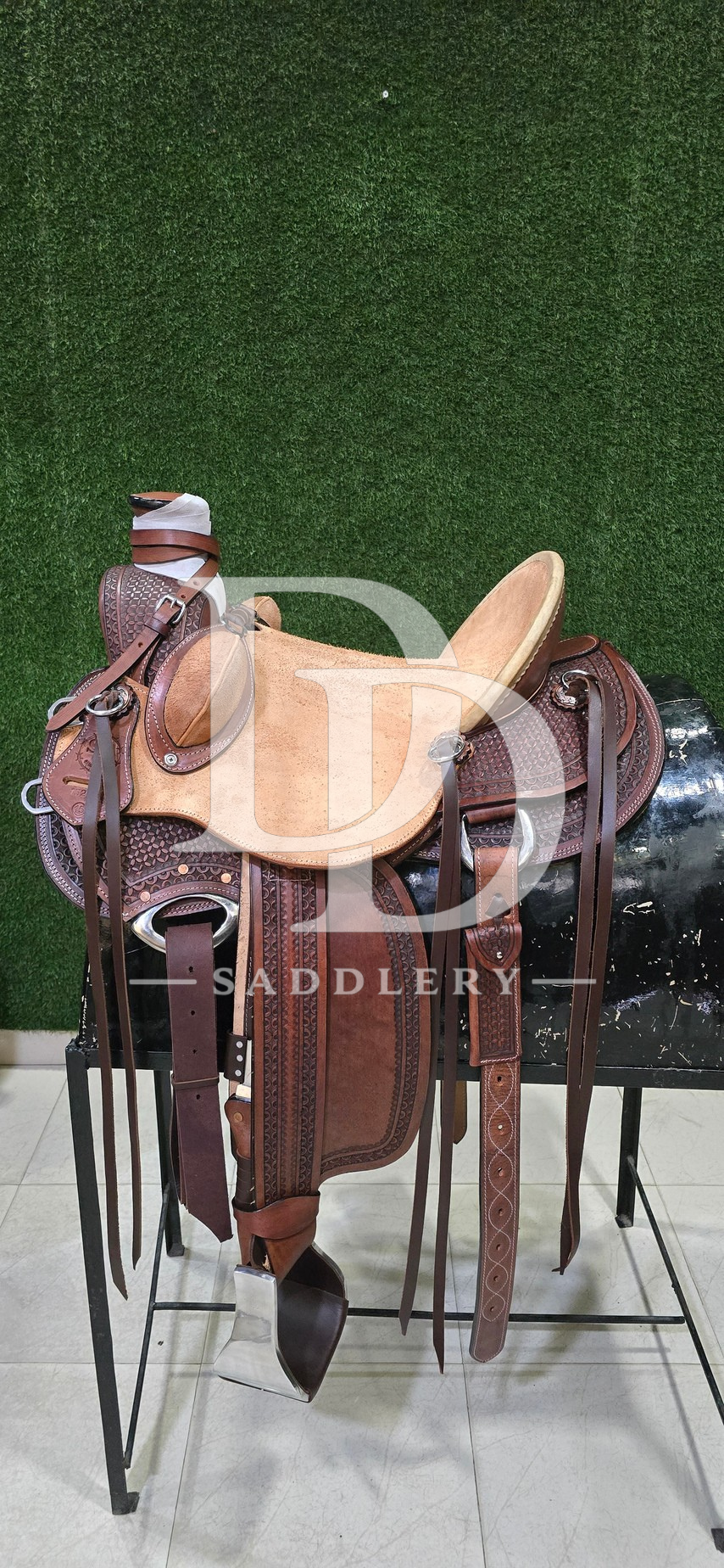 WADE SADDLE 5