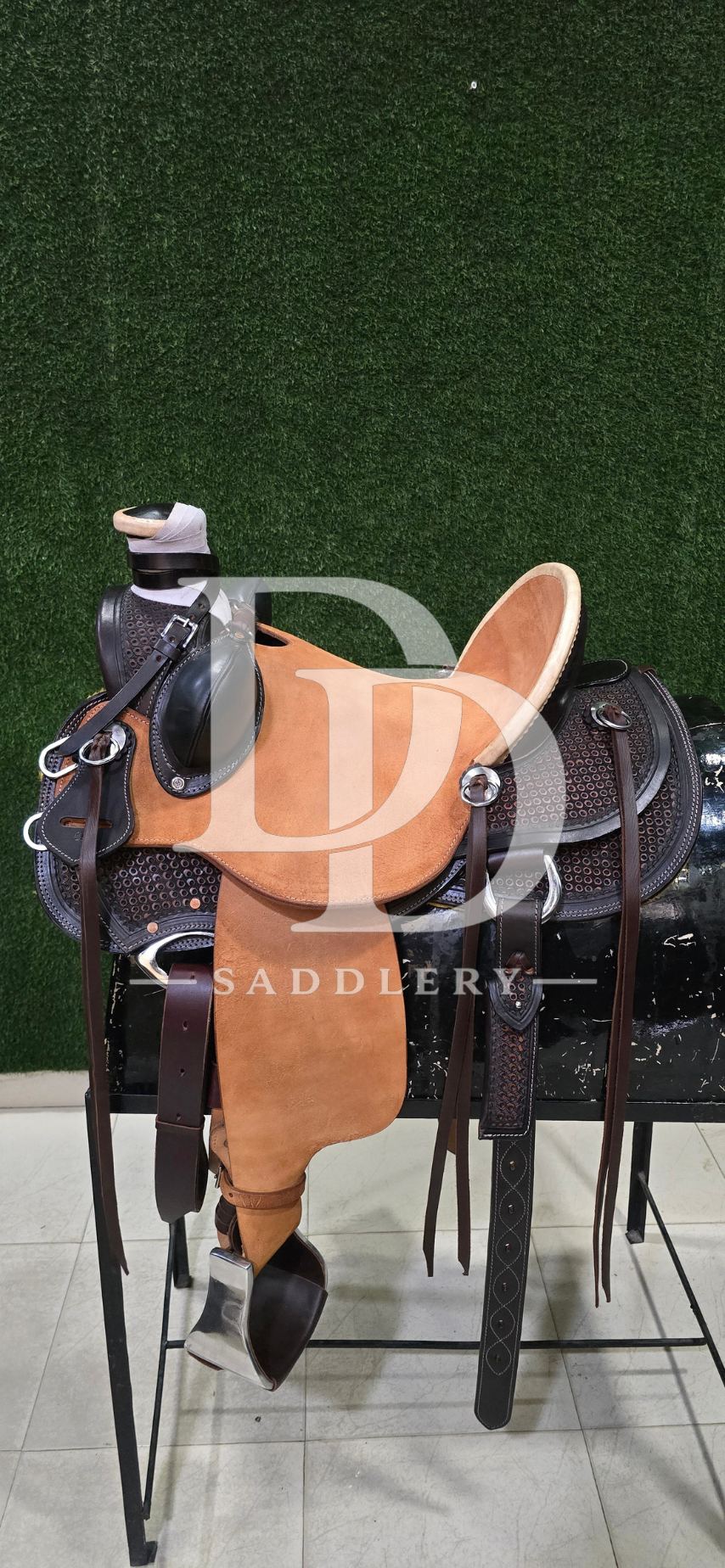 WADE SADDLE 18